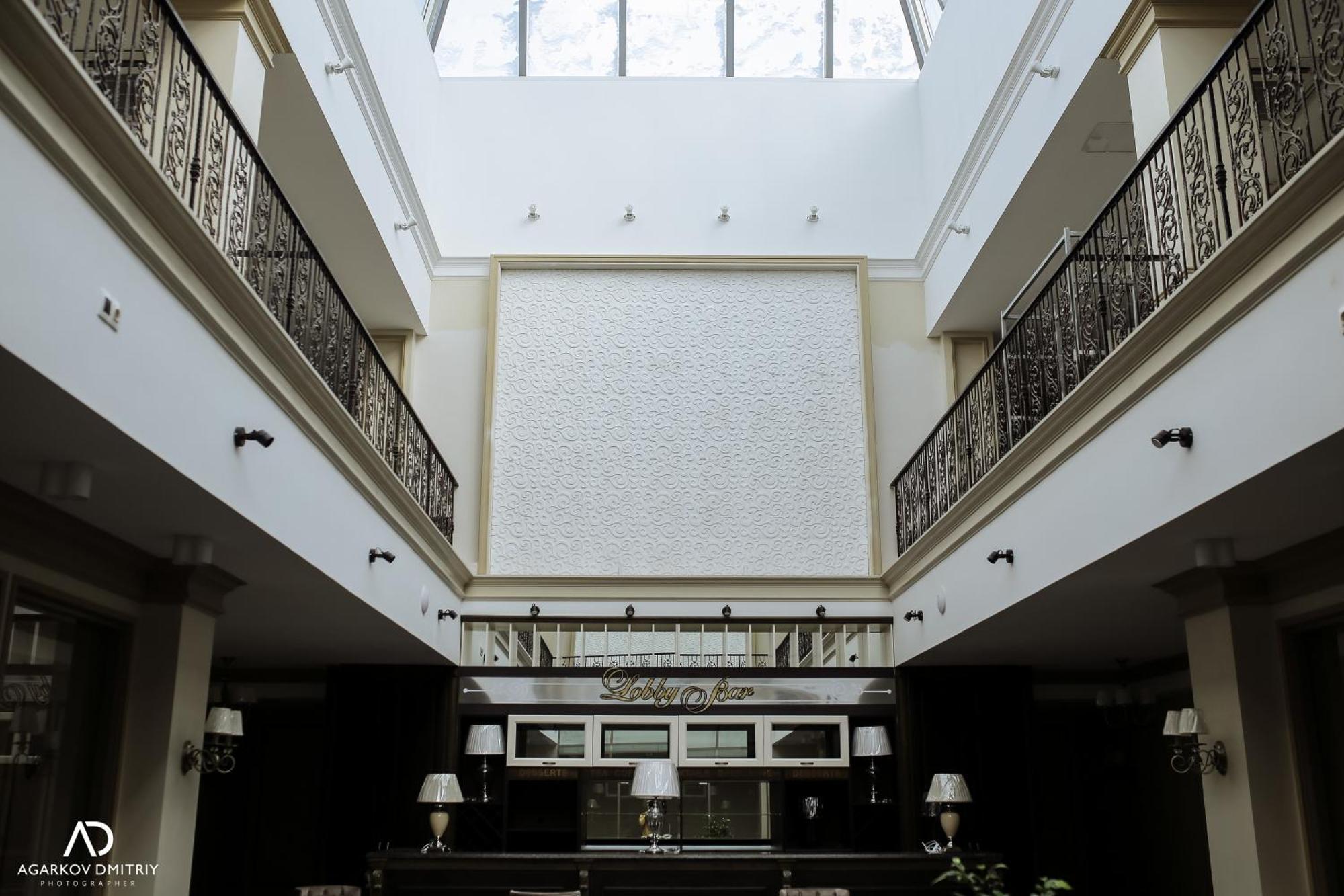 Royal Bv Hotel Öskemen Bagian luar foto