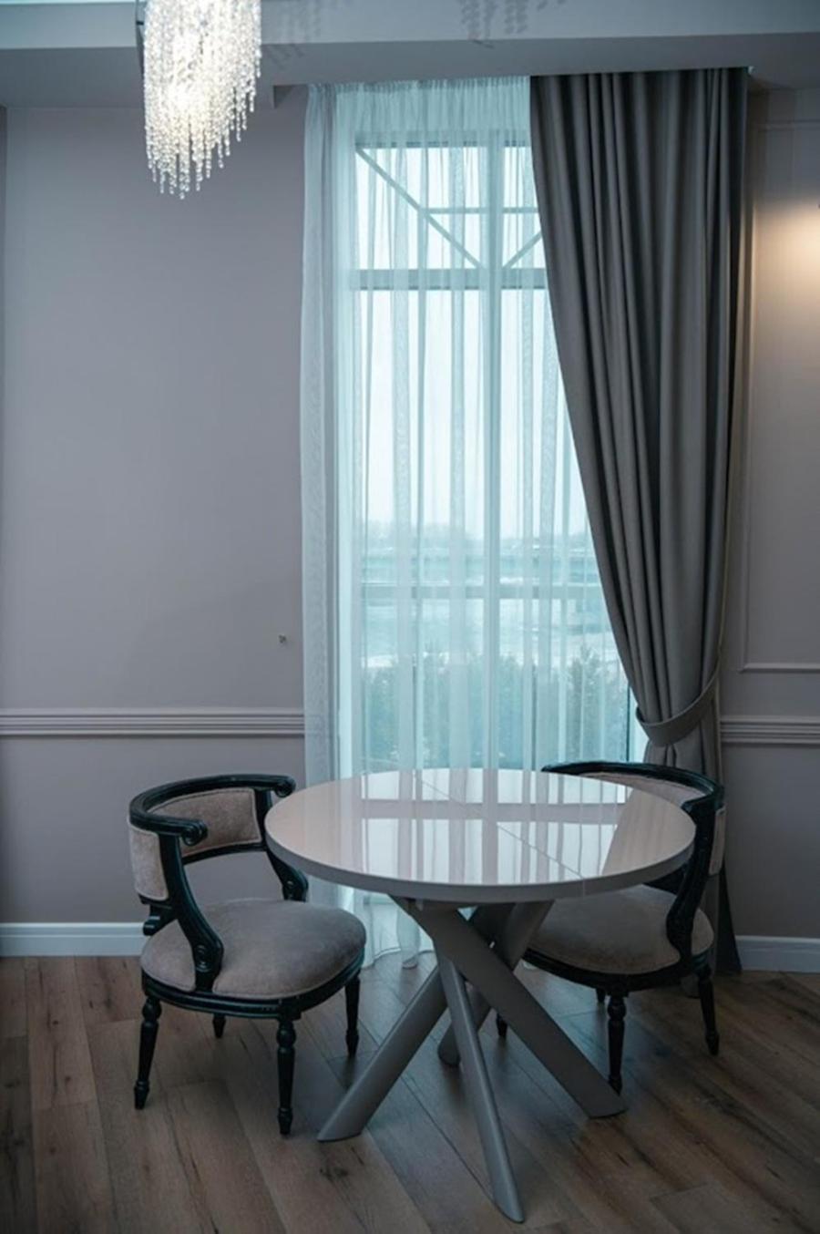 Royal Bv Hotel Öskemen Bagian luar foto