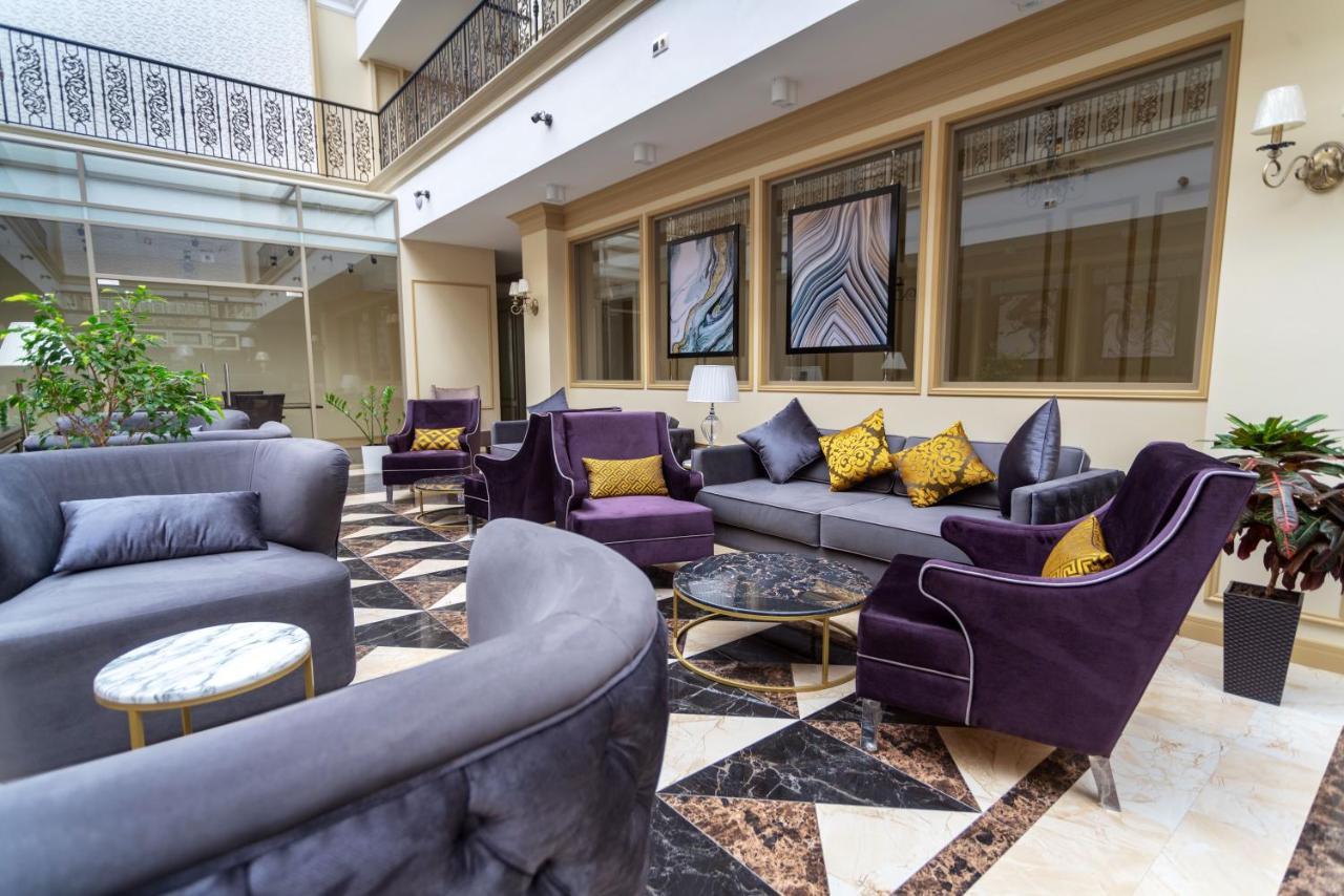 Royal Bv Hotel Öskemen Bagian luar foto